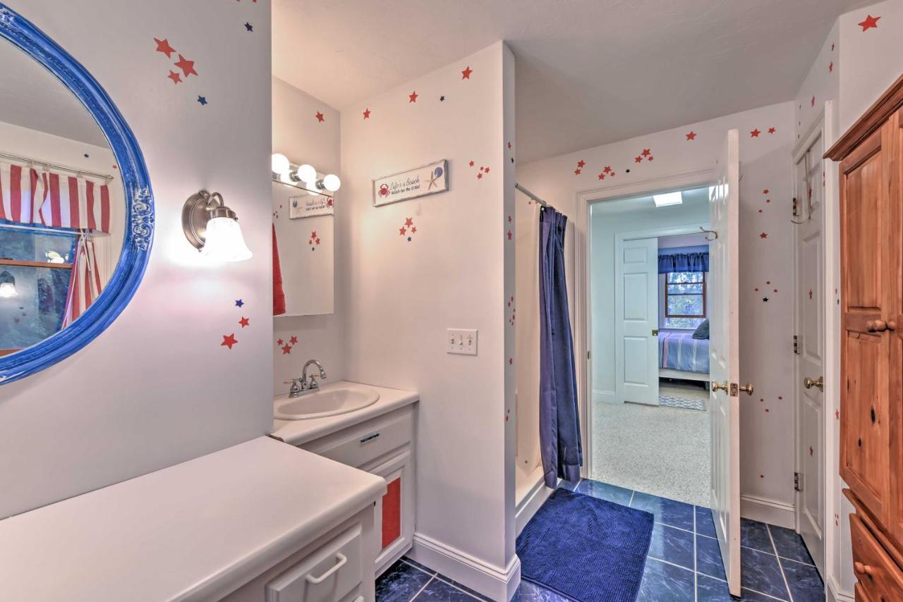 Nautical Bourne Apartment - 2 Mi To Monument Beach 外观 照片