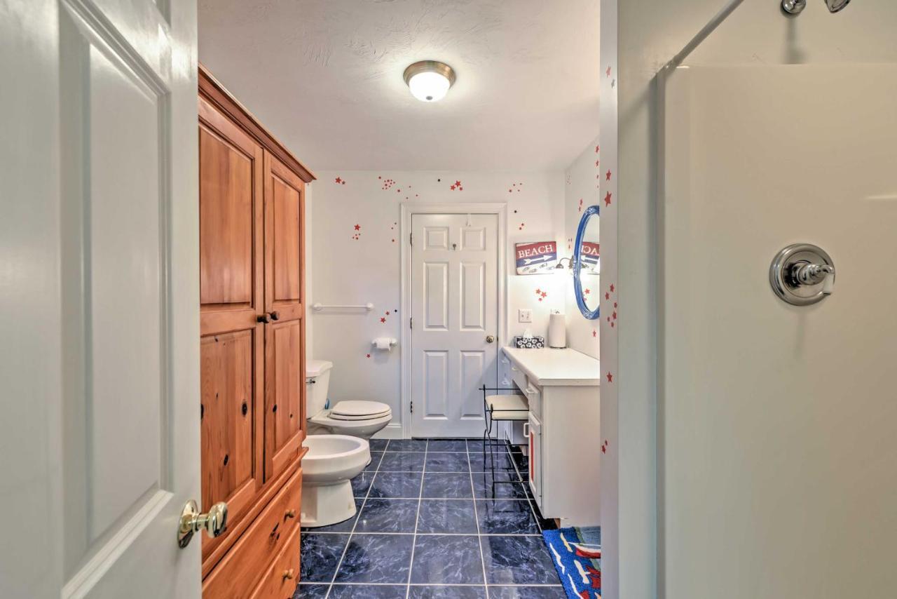 Nautical Bourne Apartment - 2 Mi To Monument Beach 外观 照片